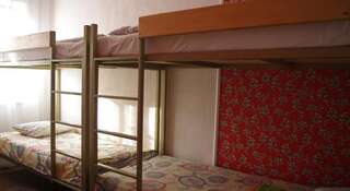 Гостиница Hostel Kuba Елец Кровать в общем 6-местном номере для мужчин и женщин-1